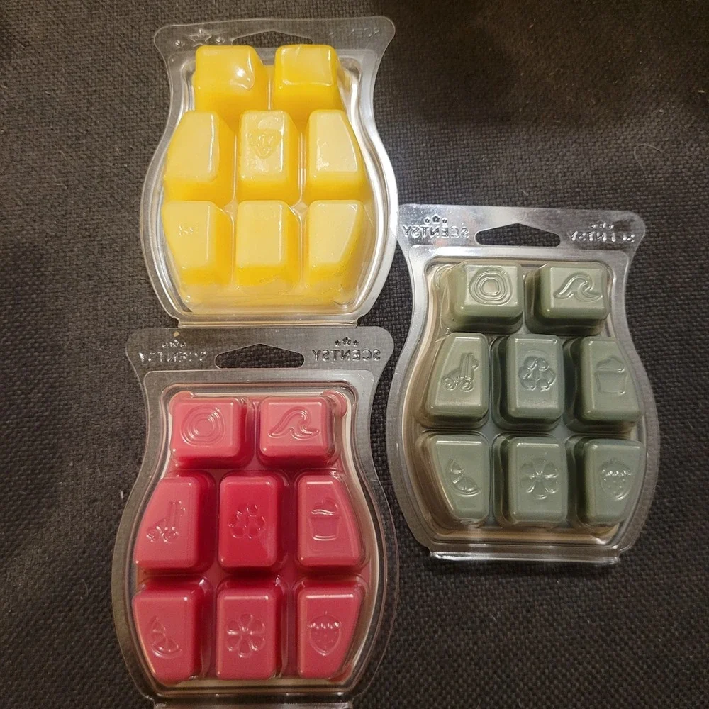 Lot Of 3 New Scentsy Wax  - 3.2 oz Bars - Christmas Scents Christmas Cottage....